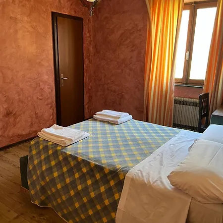 Hotel Bar Brenve Issogne